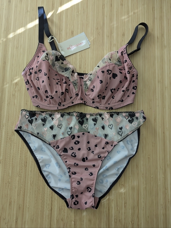 Bravissimo Other - $50- Adorable Bravissimo Blush Pink Heart Lace Lingerie Set
